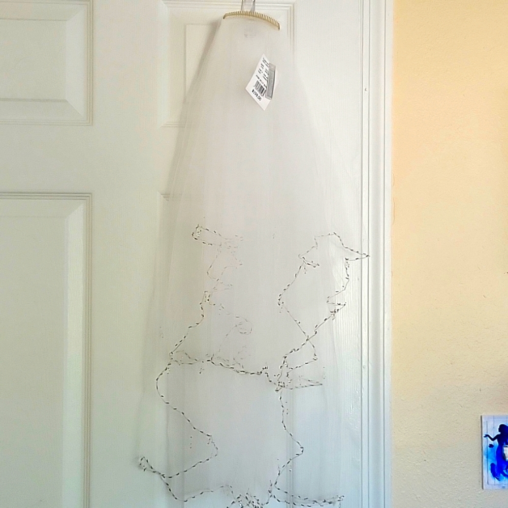 David's Bridal Comb Headpiece